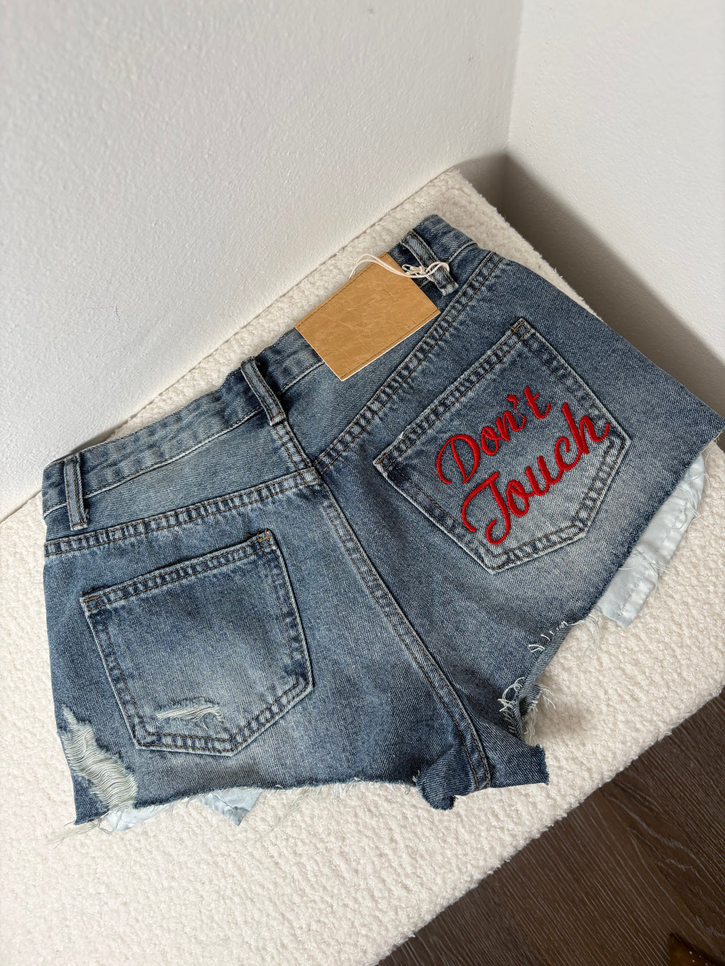 PANTALONCINO DONT’TOUCH