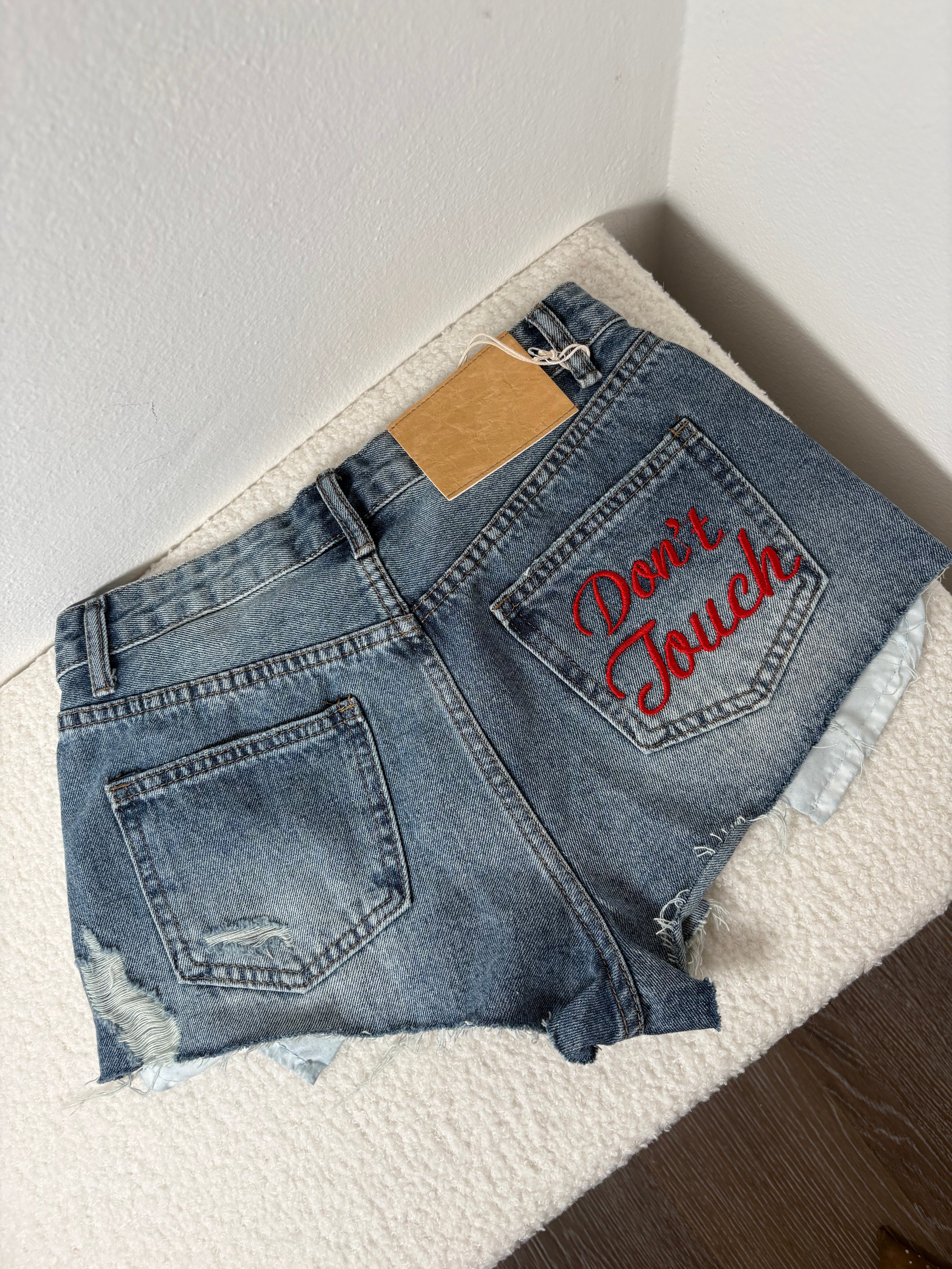 PANTALONCINO DONT’TOUCH